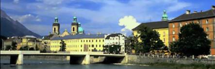 Blick auf den Dom zu St. Jakob & die Innbrücke
